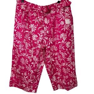 WHITE STAG WOMENS STRETCHY PINK AND WHITE FLORAL CAPRI W/POCKETS SIZE 14 NWT
